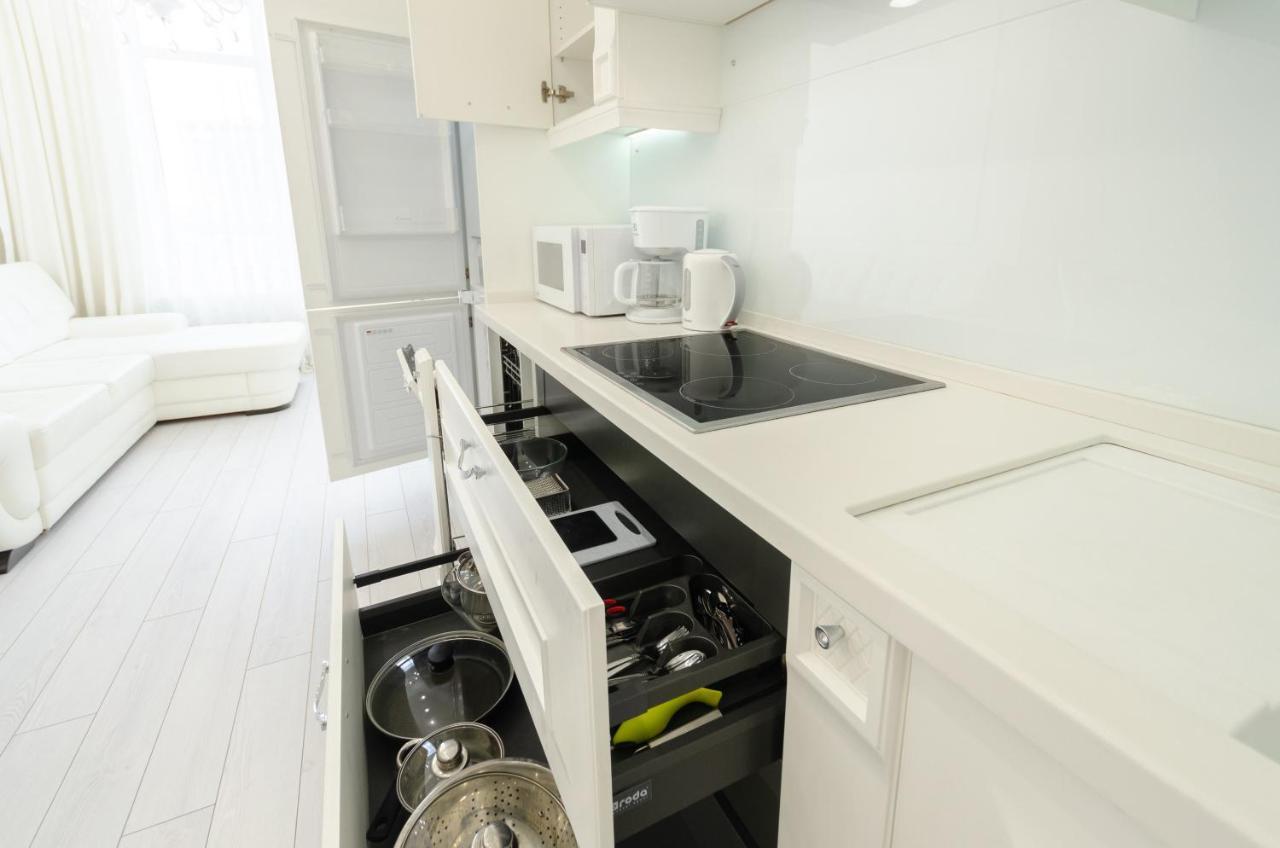 Petrovdom Apartments 10-353 In Rc Central Park, 7 John Mccain Street Kiev Bagian luar foto