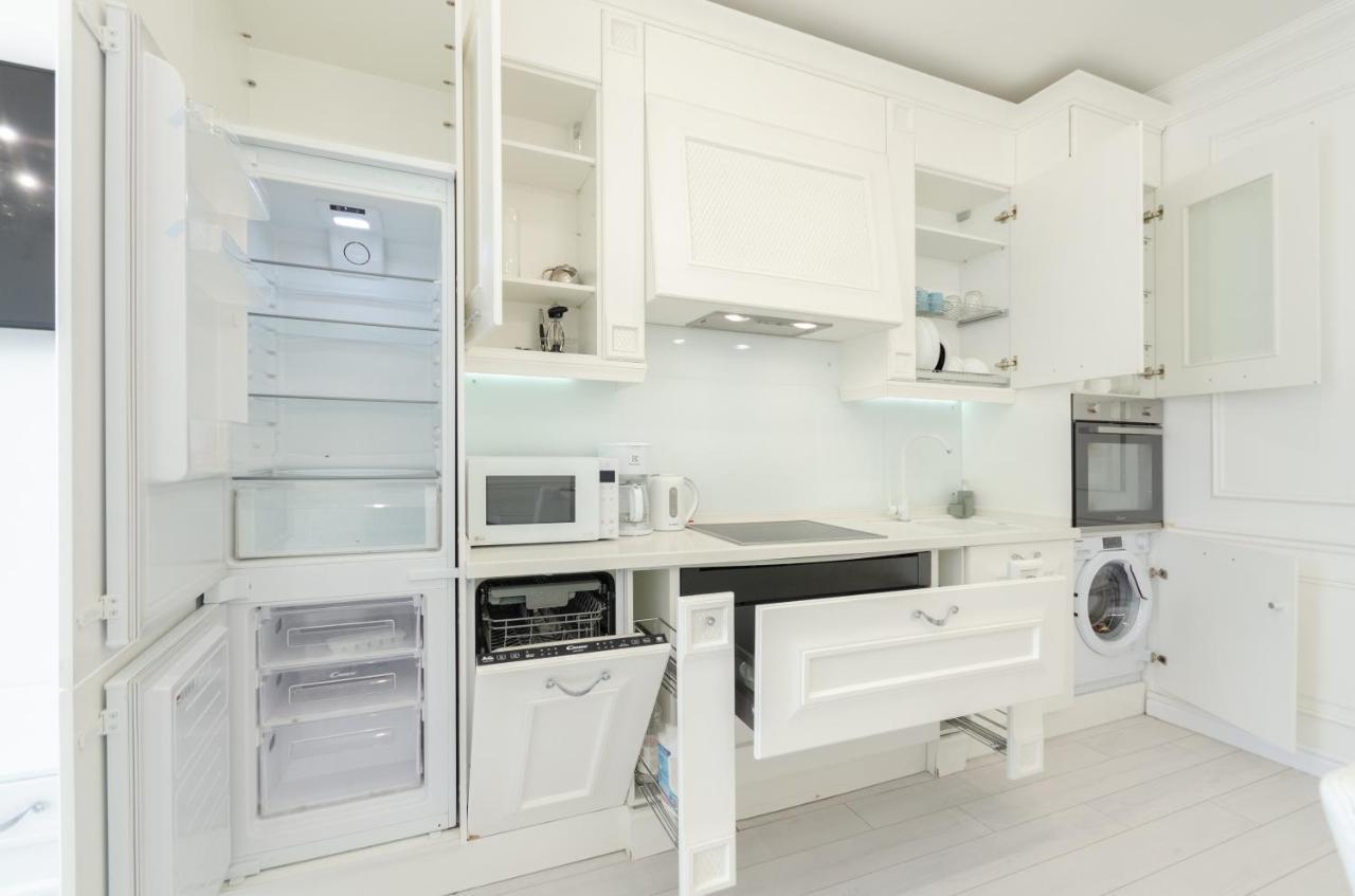 Petrovdom Apartments 10-353 In Rc Central Park, 7 John Mccain Street Kiev Bagian luar foto